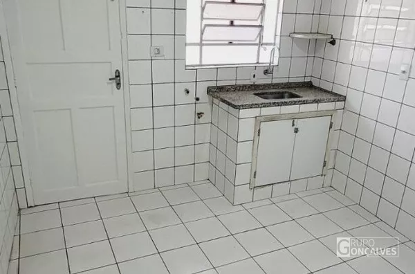 Apartamento para locação no bairro Anália Franco, 2 dorm, 52m, sem vaga