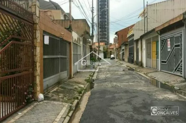 Linda casa no Bairro do Tatuapé/Parque São Jorge. Próximo ao clube do Corinthians.