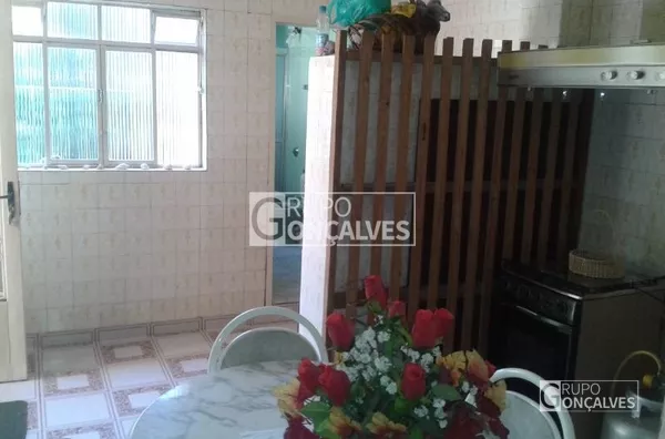 Casa Térrea para Venda no bairro Cidade Patriarca, 3 dormitórios, 5 vagas, 200,00 m²