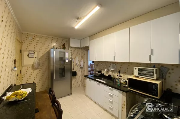 ESPAÇOSO APARTAMENTO PARA VENDA NA MOOCA 