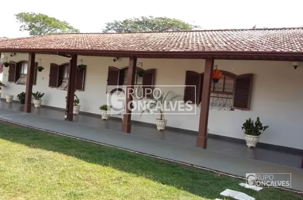 Chácara 12.000 m, plana, para Venda no bairro Careaçu - MG, 3 dormitórios, 1 suíte, 20 vagas, dependências de caseiro.