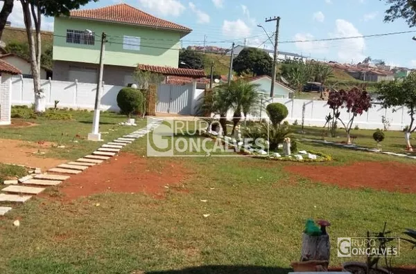 Chácara 12.000 m, plana, para Venda no bairro Careaçu - MG, 3 dormitórios, 1 suíte, 20 vagas, dependências de caseiro.