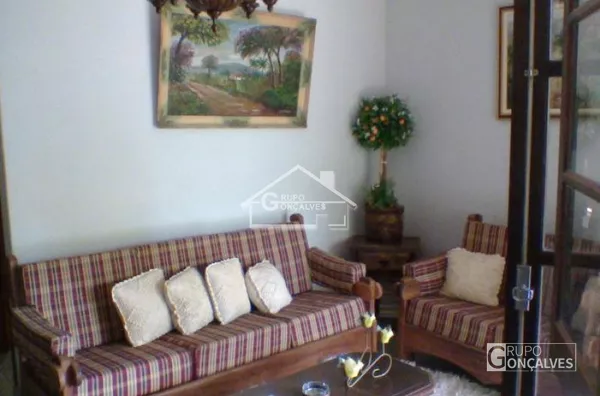 Chácara em Nazaré Paulista para venda com 48400 m² de área total - 7 dormitórios, 20 vagas, 360 m² e lazer completo  - 90 km de São Paulo