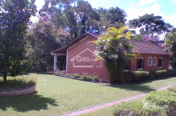 Chácara em Nazaré Paulista para venda com 48400 m² de área total - 7 dormitórios, 20 vagas, 360 m² e lazer completo  - 90 km de São Paulo