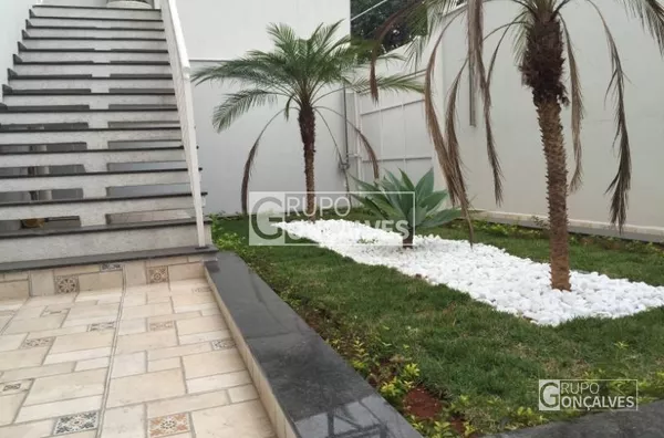 Condomínio Fechado em Condomínio para Venda no bairro Chácara Mafalda, 2 dormitórios, 1 suíte, 3 vagas cobertas, com entradas privativas, 178m² m