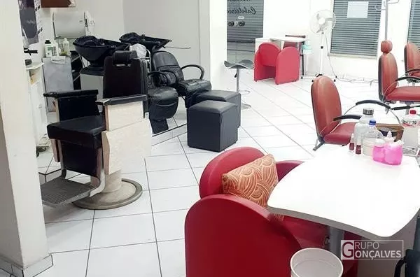 SALÃO EM GALERIA (REPÚBLICA, CENTRO) 