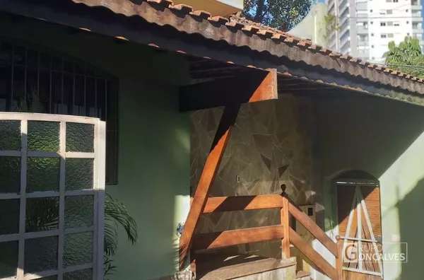 SOBRADO COMERCIAL PARA LOCAÇÃO NO TATUAPÉ 