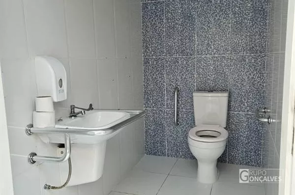 PRÉDIO COMERCIAL PRONTO PARA ESCOLA, CRECHE, ASILO ETC