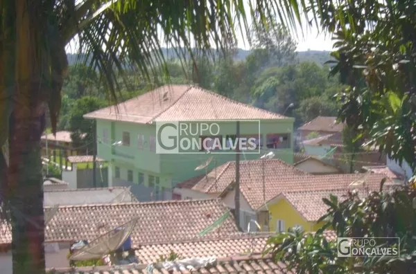 Prédio Comercial para Venda no bairro Careaçú, 2 salões e 2 apartamentos com 2 dorm, 3 vagas, 350 m