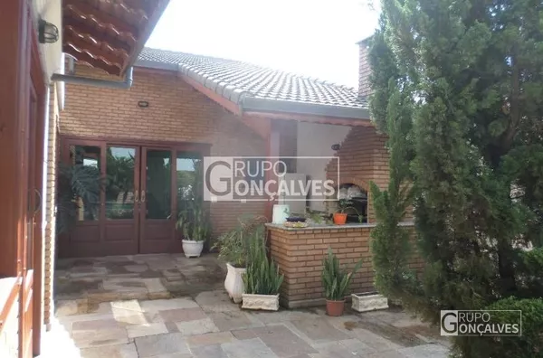 Sobrado para Venda no bairro Canindé, 4 suítes, 6 vagas, 398 m