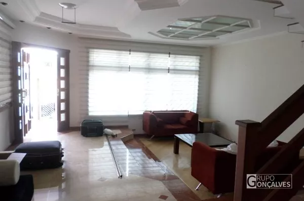 Sobrado para Venda no bairro Canindé, 4 suítes, 6 vagas, 398 m