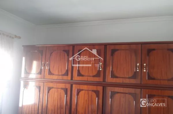 Lindo sobrado, 4 dormitórios, 4 suíte, 7 banheiros, 1 cozinha ampla, 1 sala com 3 ambientes, sacada, área de serviço, depósito, 4 vagas de garagem, edicula...!!! - Foto 60