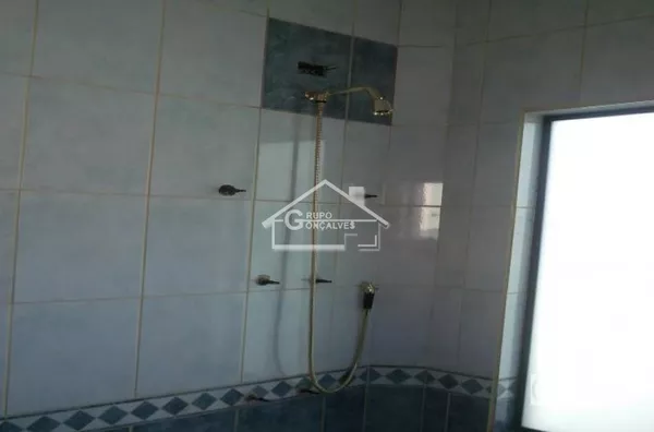 Lindo sobrado, 4 dormitórios, 4 suíte, 7 banheiros, 1 cozinha ampla, 1 sala com 3 ambientes, sacada, área de serviço, depósito, 4 vagas de garagem, edicula...!!! - Foto 78
