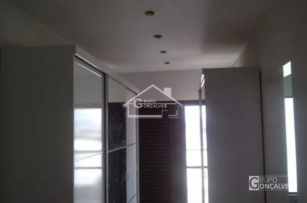 Lindo sobrado, 4 dormitórios, 4 suíte, 7 banheiros, 1 cozinha ampla, 1 sala com 3 ambientes, sacada, área de serviço, depósito, 4 vagas de garagem, edicula...!!! - Foto 75