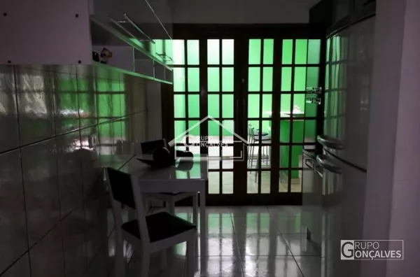 Sobrado para venda em Itaim Paulista, 2 suítes,2 vagas, 160,00 m²