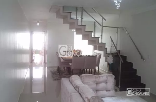 Sobrado para Venda no bairro JARDIM VILA FORMOSA, 3 dormitórios, 1 suíte, 2 vagas, 147 m².