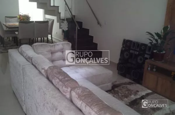 Sobrado para Venda no bairro JARDIM VILA FORMOSA, 3 dormitórios, 1 suíte, 2 vagas, 147 m².