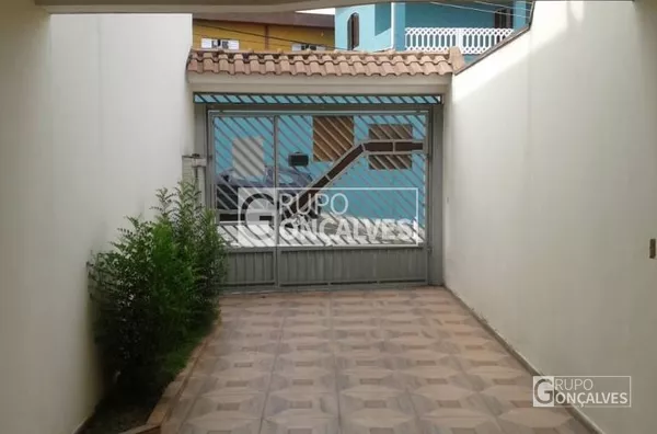 Sobrado para Venda no bairro Vila Carmosina, 3 dorm, 1 suíte, 2 vagas, 135,00 m