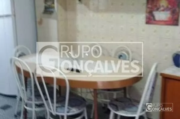 Sobrado para Venda no bairro Vila Dalila, realize o sonho da casa própria, ótima localização, vasto comércio, lotação toda hora para o metrô Vila Matilde, excelente localização. Consulte um de nossos corretores que terá o maior prazer em atend