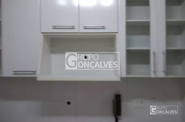 Sobrado para Venda no bairro Vila Dalila, 3 quartos, 2 banheiros, closed, sala dois ambientes, lavanderia, churrasqueira, duas varandas, duas vagas de garagem, quintal nos fundos.