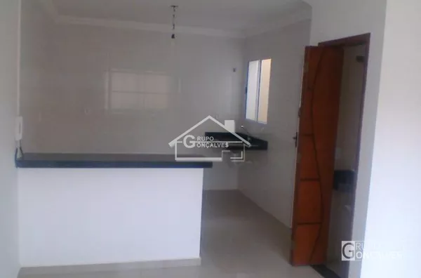 Sobrado para venda - condomínio Fechado - Bairro Guilhermina - 3 dormitórios, 2 vagas, 146 m².