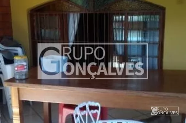 Sobrado para Venda no bairro Vila Nhocune, 3 dorm, 2 vagas