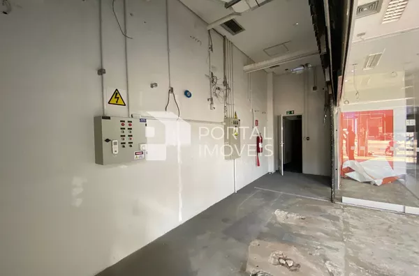 Loja para aluguel com 370m², Iguaçu - Ipatinga/MG