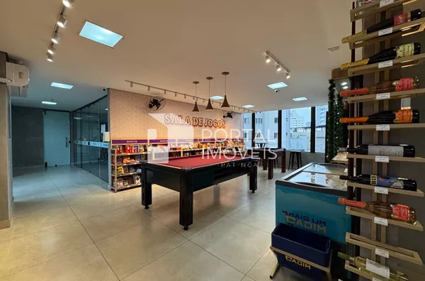 Sala de Jogos / Mini Mercado