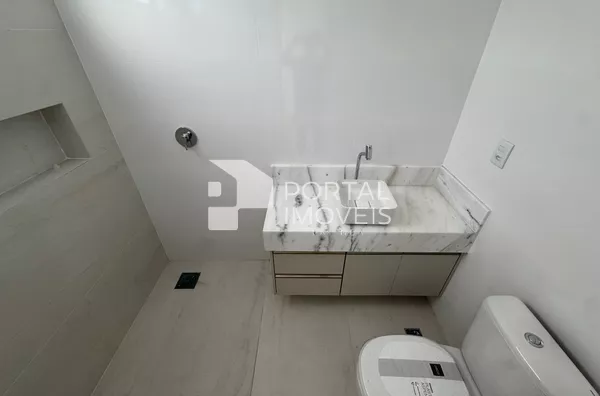 Banheiro/Suíte 2