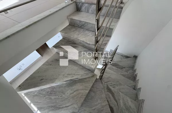 Acesso ao segundo Pavimento