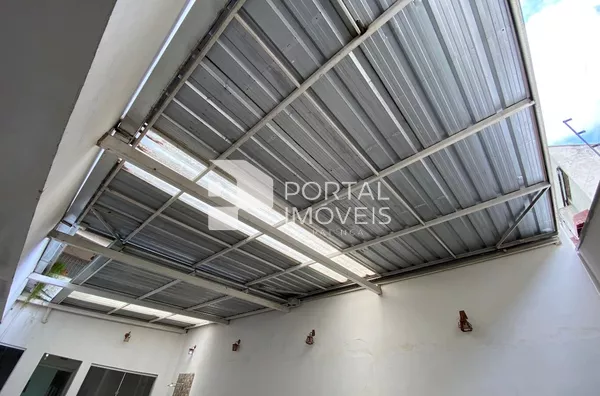 Teto retrátil da garagem