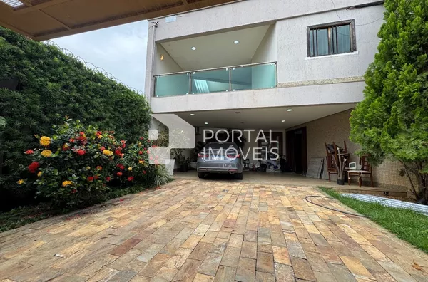 Casa Duplex para aluguel, 05 quartos, 1 suíte, 04 vagas,  Residencial Porto Seguro, Caratinga/ MG