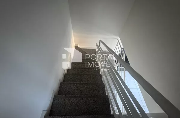 Escada / 2° pavimento