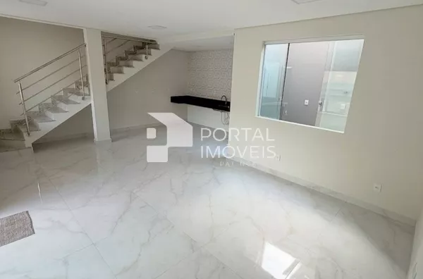 Casa duplex para venda, 3 quartos, 1 suíte, 2 vagas, Recanto, Ipatinga/MG