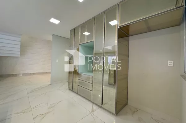 Casa duplex de luxo para venda, 5 suítes, 2 vagas, Cidade Nobre - Ipatinga/MG