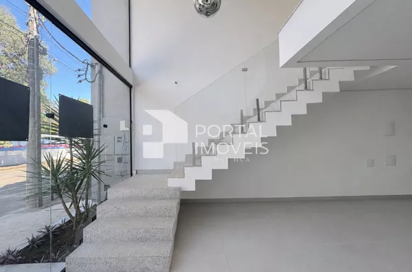 Escada sobreloja