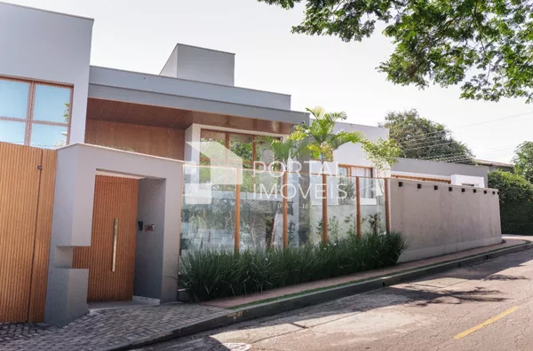 Casa para venda, 3 suítes, 4 vagas, Das Águas - Ipatinga/MG