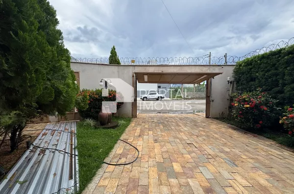 Casa Duplex para aluguel, 05 quartos, 1 suíte, 04 vagas,  Residencial Porto Seguro, Caratinga/ MG