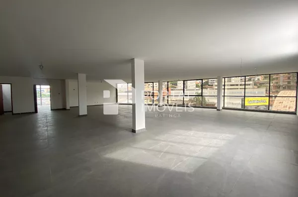 Sala comercial para aluguel com 197m², Iguaçu - Ipatinga/MG