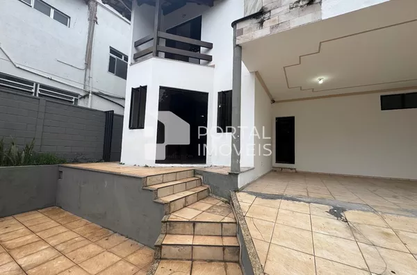 Casa para aluguel, 3 quartos, 1 suíte, 2 banheiros, 3 vagas - Imbaúbas - Ipatinga/MG