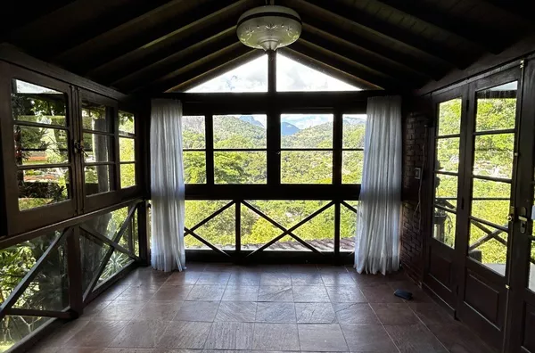 Casa em condomínio para venda, 3 quarto(s),  Itaipava, Petrópolis