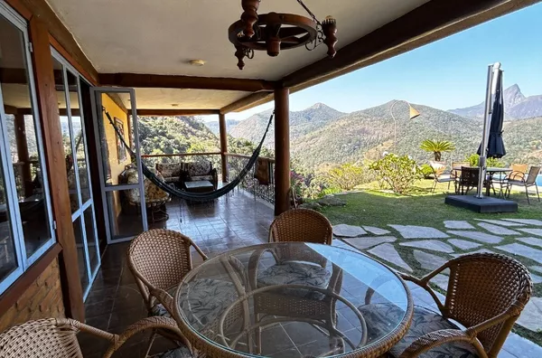 Casa em condomínio para venda, 6 quarto(s),  Itaipava, Petrópolis