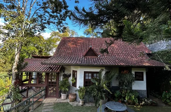 Casa em condomínio para venda, 3 quarto(s),  Itaipava, Petrópolis