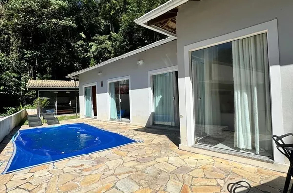 Casa em condomínio para venda, 3 quarto(s),  Quarteirão Italiano, Petrópolis