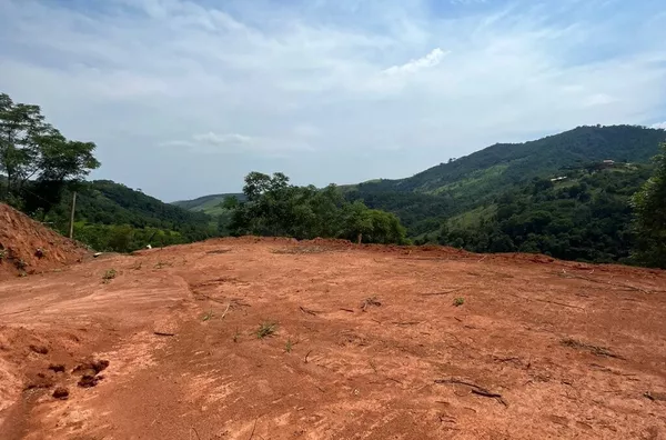 Terreno para venda em Secretário
