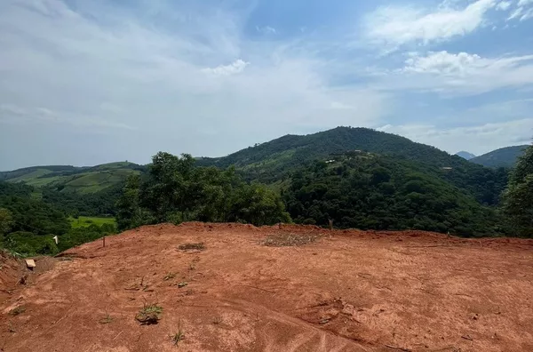 Terreno para venda em Secretário