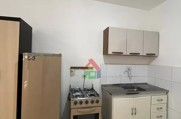 Kitnet a 2 minutos do portão de pedestres da USP,  Jardim Rizzo, São Paulo