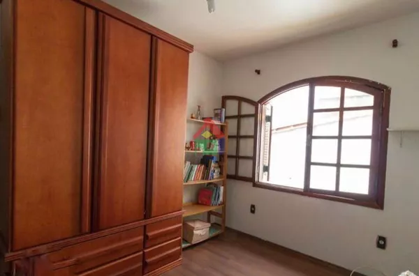 Sobrado para venda com 3 quartos e 3 banheiros,  Jardim Tiradentes, São Paulo