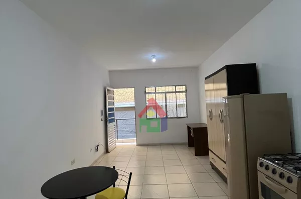 Kitnet a 2 minutos do portão de pedestres da USP,  Jardim Rizzo, São Paulo