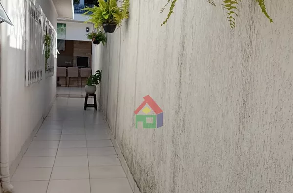 Casa para venda com 2 suítes,  Jardim Celeste, São Paulo